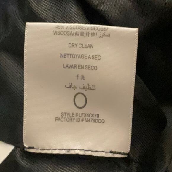 BCBGMaxAzria Two Tone Navy/Black Tuxedo Jacket XS Holiday Party Seasonal Office - Picture 12 of 12